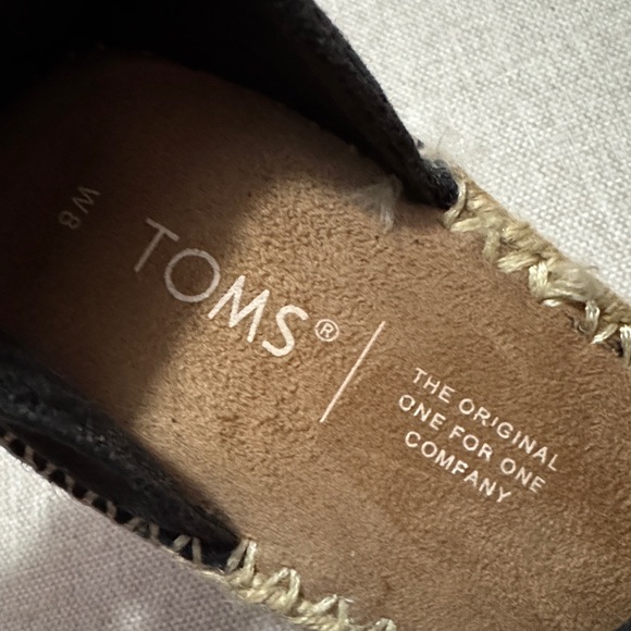 TOMS Wedge Espadrille Sandals-8-Black-Velcro Ankle Strap-Peep Toe-Cloth Uppers - Picture 13 of 16